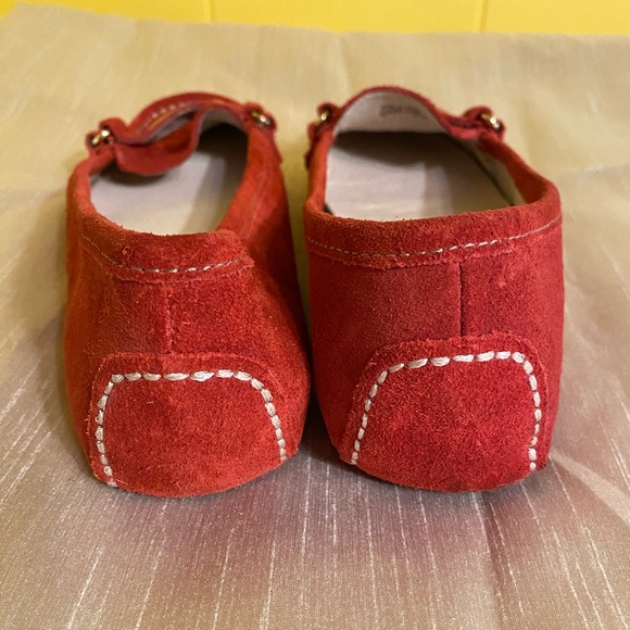 Michael Kors red suede loafer - Picture 3 of 7